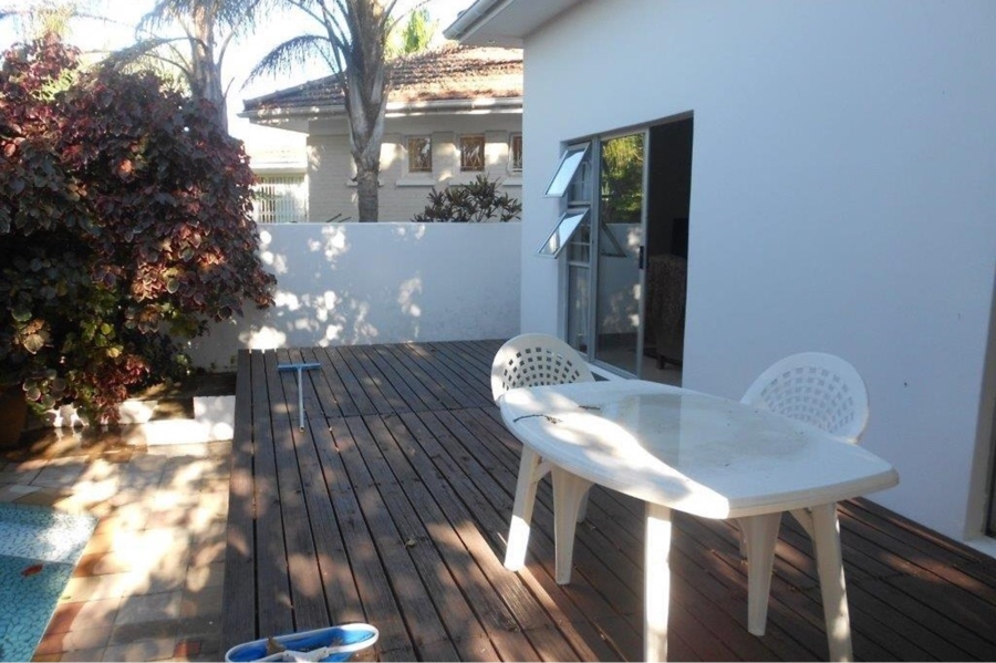2 Bedroom Property for Sale in Bonza Bay Eastern Cape